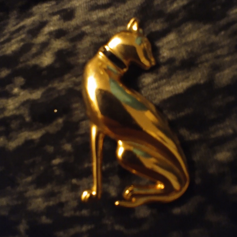 Vintage cat pin